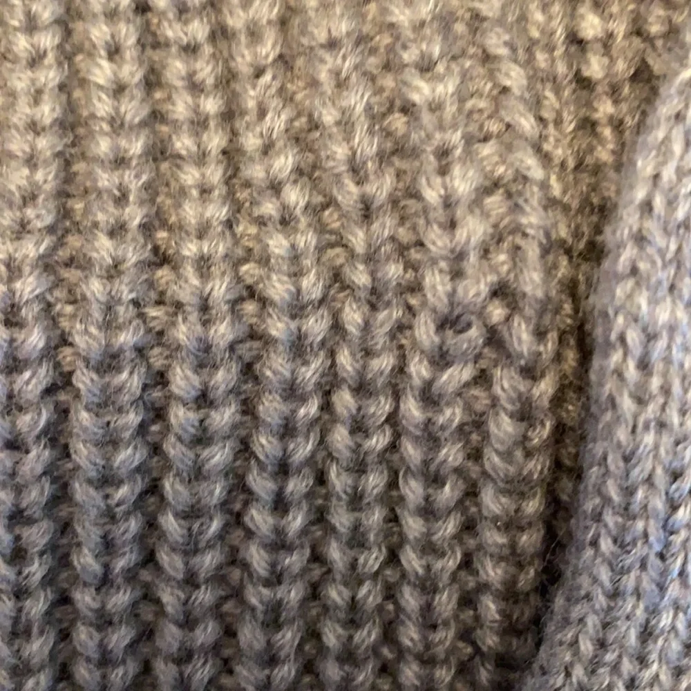 Kate Spade bow hat and gloves